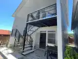 Семейный коттедж с балконом