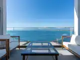 Двухместный номер Deluxe с балконом и с видом на море