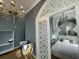 Люкс с 2 комнатами с балконом и с красивым видом из окна
