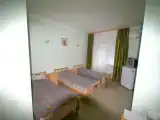 Трёхместный номер Стандарт с балконом