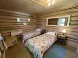 Четырёхместный Шанти Дом №9 двухэтажный с красивым видом из окна