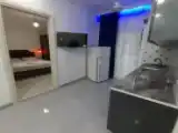 Четырёхместный люкс с балконом и с красивым видом из окна