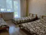 Четырёхместный номер Стандарт с красивым видом из окна