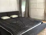 Коттедж с красивым видом из окна