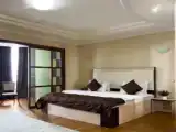 Люкс с балконом и с красивым видом из окна