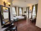 Двухместный номер Стандарт с частичным видом на море