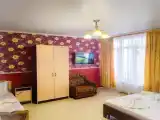 Трёхместный семейный номер Стандарт с балконом