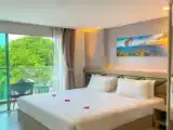 Двухместный номер Deluxe с балконом и с видом на город