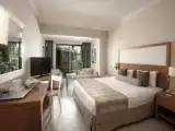 Bungalow room с видом на сад