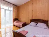 Трёхместный номер Superior с балконом