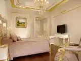 Двухместный номер студия с балконом и с видом на сад