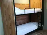 Кровать в общем номере (мужской номер)
