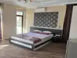 Трёхместный номер Superior с балконом и с красивым видом из окна
