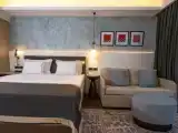 Двухместный номер Deluxe with side sea view