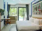 Двухместный номер Deluxe Pool Access с балконом
