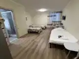 Трёхместный номер Стандарт с видом на внутренний двор