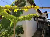 Коттедж с 2 комнатами с балконом