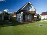 Коттедж с 3 комнатами с красивым видом из окна