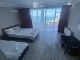 Трёхместные апартаменты Стандарт с балконом и с видом на море