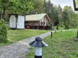 Глэмпинг "Олень" с красивым видом из окна