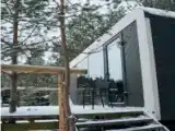 Коттедж c 1 комнатой с красивым видом из окна