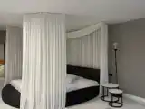 Люкс Executive с балконом и с видом на озеро
