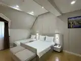 Трёхместный семейный номер Стандарт с видом на город