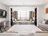 Полулюкс с красивым видом из окна