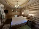 Четырёхместный Шанти Дом №8 двухэтажный с красивым видом из окна