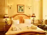 Двухместный люкс Royal с балконом и с красивым видом из окна