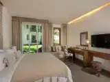 Двухместный номер Tropical Garden с балконом