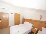 Трёхместный номер Стандарт