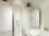 Четырёхместный номер с балконом и seafront