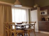 Апартаменты с 2 комнатами с балконом и с красивым видом из окна
