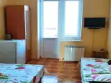 Трёхместный номер Эконом с балконом