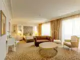Люкс с красивым видом из окна