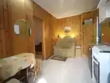 Пятиместная студия с красивым видом из окна