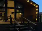 Коттедж с балконом и с красивым видом из окна