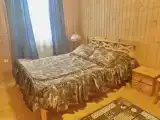 Четырёхместный люкс с 3 комнатами с балконом и с красивым видом из окна