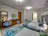 Трёхместный номер Deluxe с балконом и с видом на море