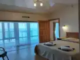Люкс с 2 комнатами с балконом и с видом на море