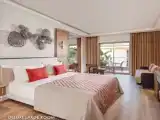 Двухместный номер Deluxe с частичным видом на море