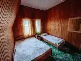 Шестиместный коттедж с красивым видом из окна