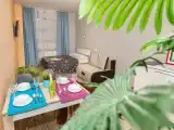 Студия с балконом и с красивым видом из окна