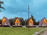 Коттедж с балконом и с красивым видом из окна