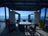 Трёхместный люкс Superior с балконом и с видом на море