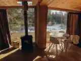 Двухместный семейный коттедж с красивым видом из окна