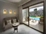 Номер Swim Up Deluxe