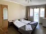 Двухместный номер Эконом с балконом и с красивым видом из окна