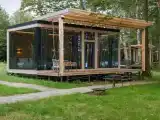 Дом Зазеркалье с сибирским Чаном